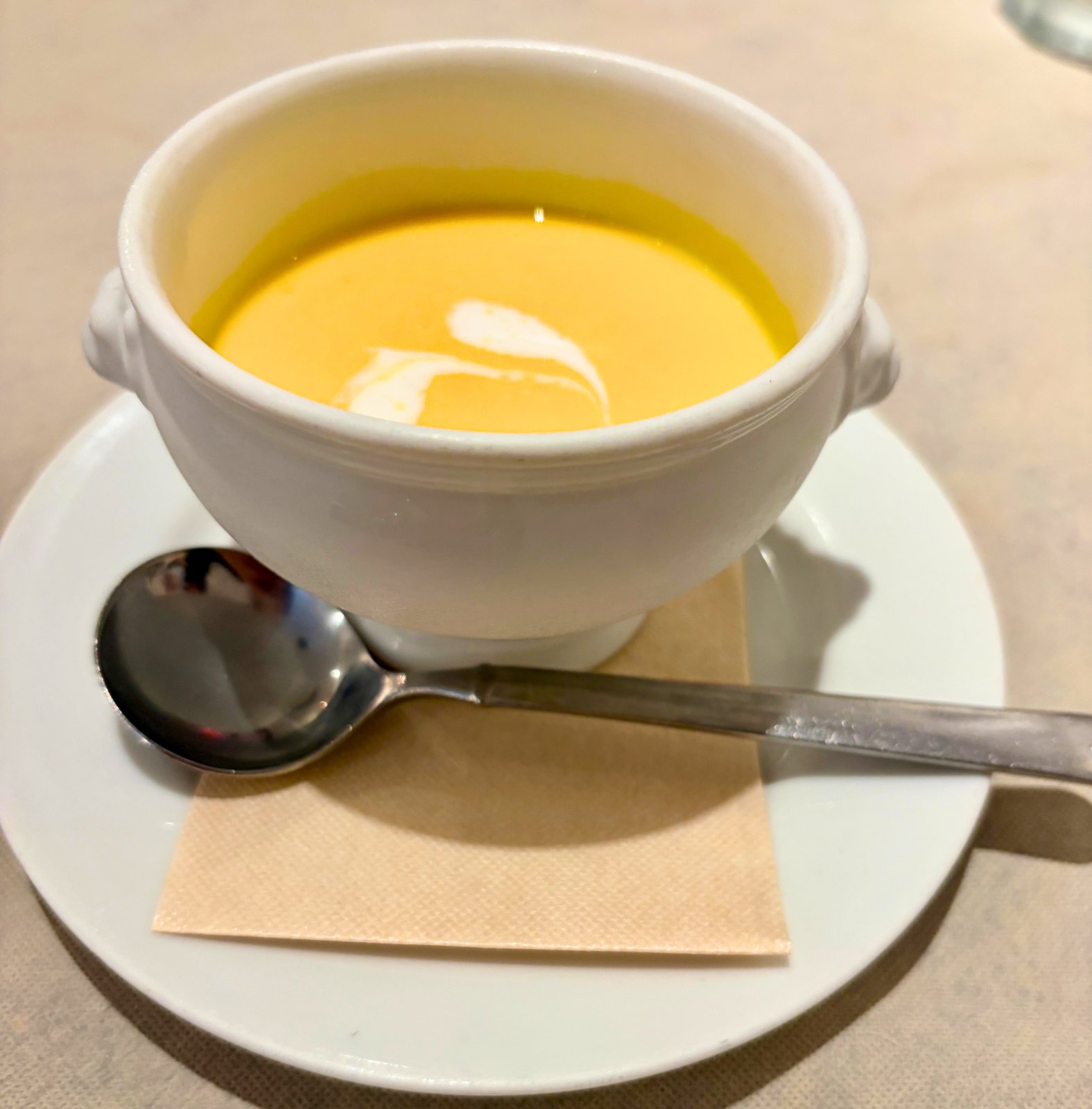 プロペラランチのスープ